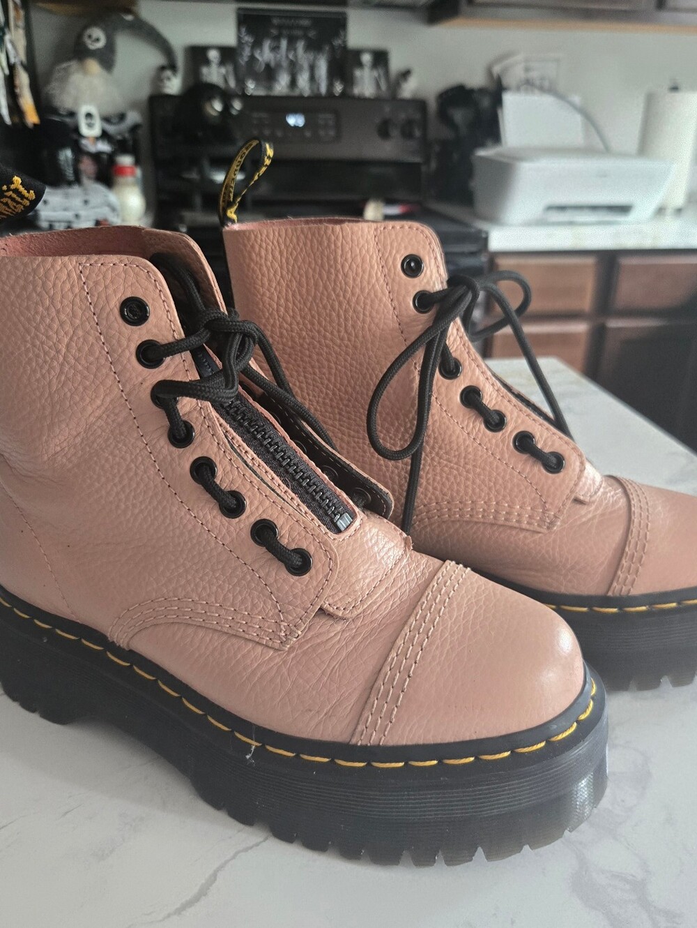 Dr Martens SINCLAIR Milled Nappa Leather Platform Zip Or Tie Boots. Size 8 - Picture 3 of 16